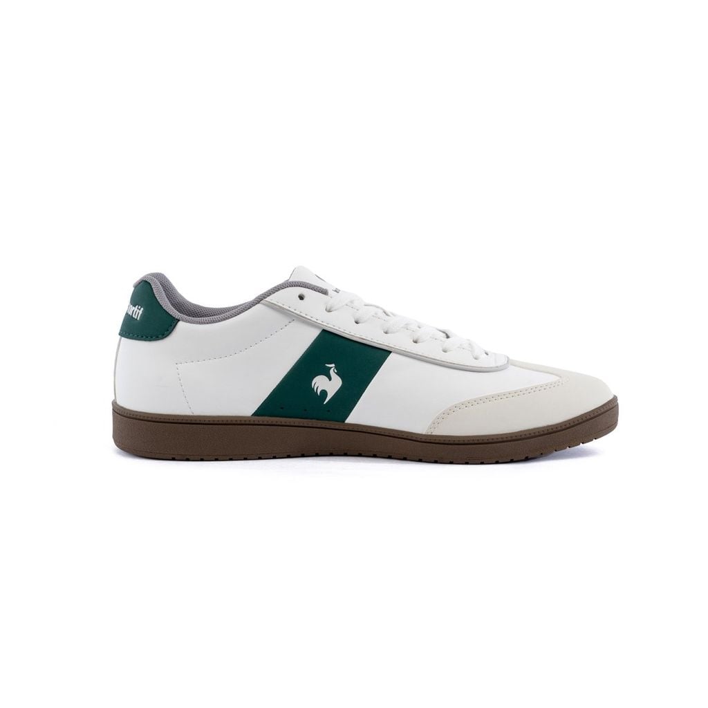 Chi tiết giày Le Coq Sportif LU5FSN55UZ thiết kế tối giản, lấy cảm hứng từ giày bóng đá cổ điển