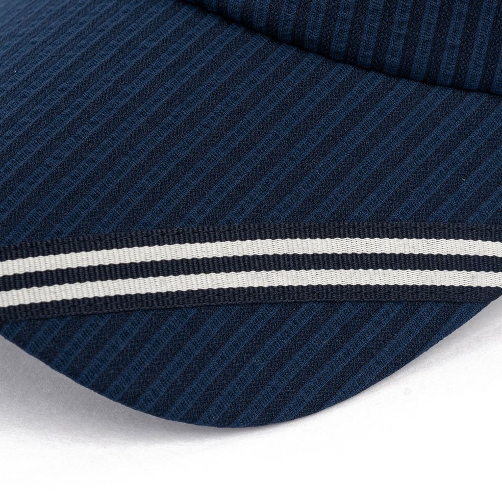 Mũ Le Coq Sportif LN5FCP13MV-NV00 kháng khuẩn, khử mùi, thấm hút nhanh