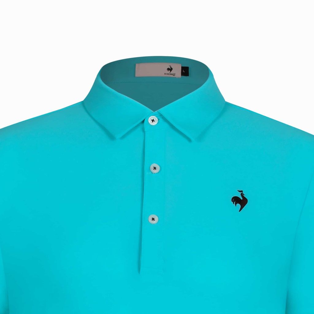 Áo polo nam Le Coq Sportif, hạn chế tác động tia UV (UPF50+), phù hợp cả ngày trên sân golf.