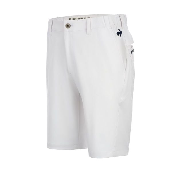 Quần short golf nam Le Coq LG5SHP00MV trắng, thiết kế ba chiều linh hoạt
