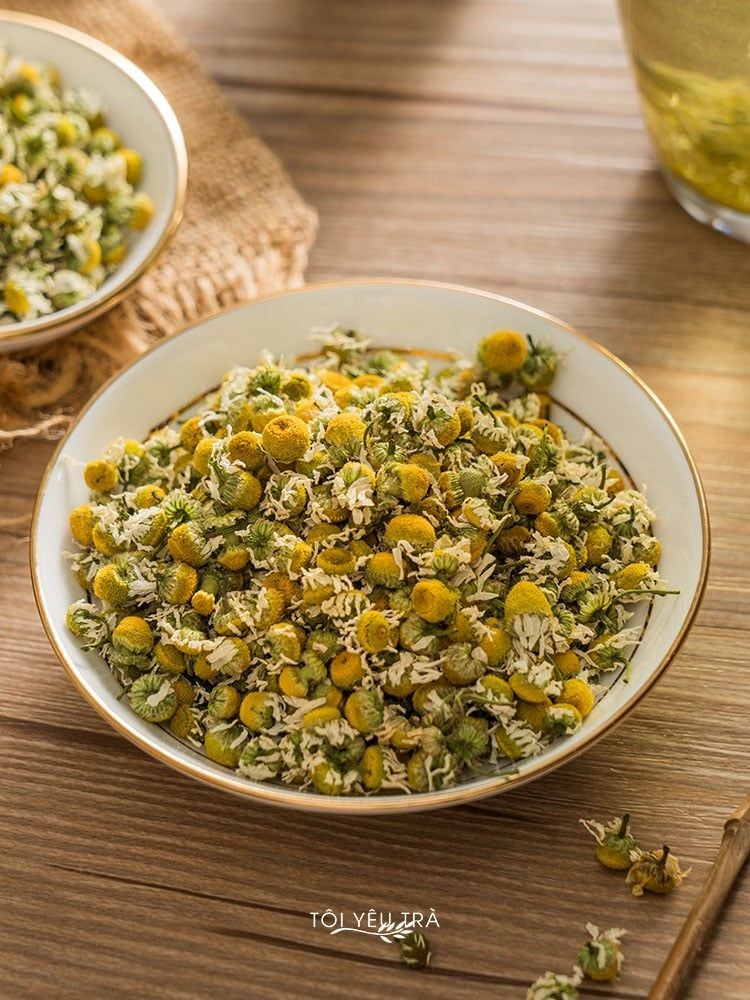 Trà Hoa Cúc La Mã Organic Hữu Cơ. Trà Hoa Cúc Chamomile Nguyên Bông Cao Cấp