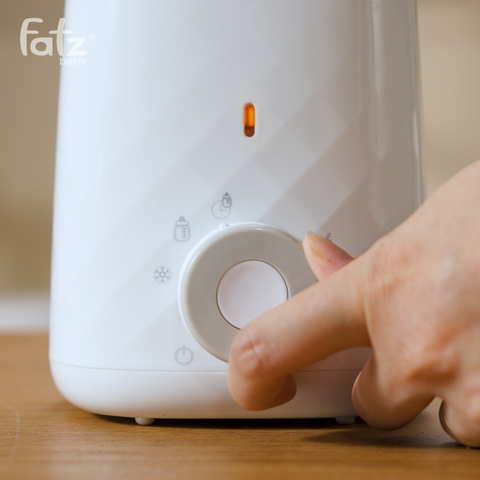 Máy hâm sữa và tiệt trùng điện tử Fatzbaby Mono 15 FB3005LD