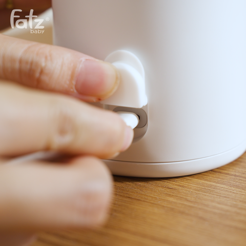 Bình hâm sữa và hâm nước pha sữa di động Fatzbaby Ready Pro 1 FB3805FD