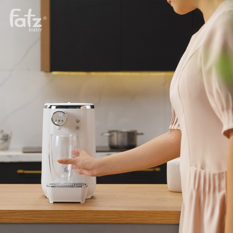 Máy đun và hâm nước pha sữa thông minh tiện lợi Fatzbaby Smart 14 Plus FB3825CZ