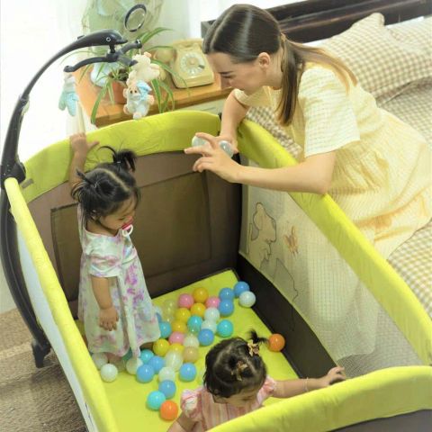 Nôi cũi cho bé Zaracos Jelly 6046 - Nôi cũi vải gấp gọn