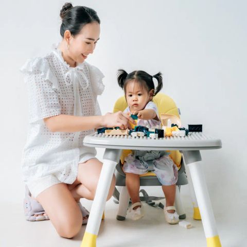 Ghế tập ăn dặm cho bé Zaracos Leeroy 3306 - Cho bé 6 tháng