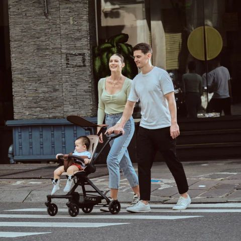 Xe đẩy cho bé gọn nhẹ Zaracos Aleron 0256