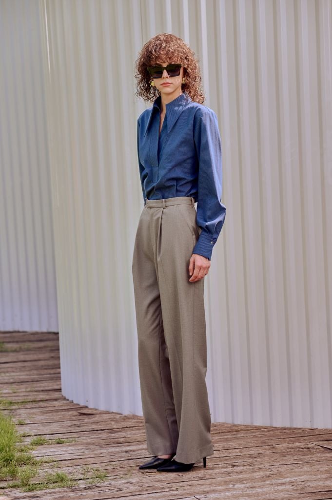Axis Pants - Smoke Grey