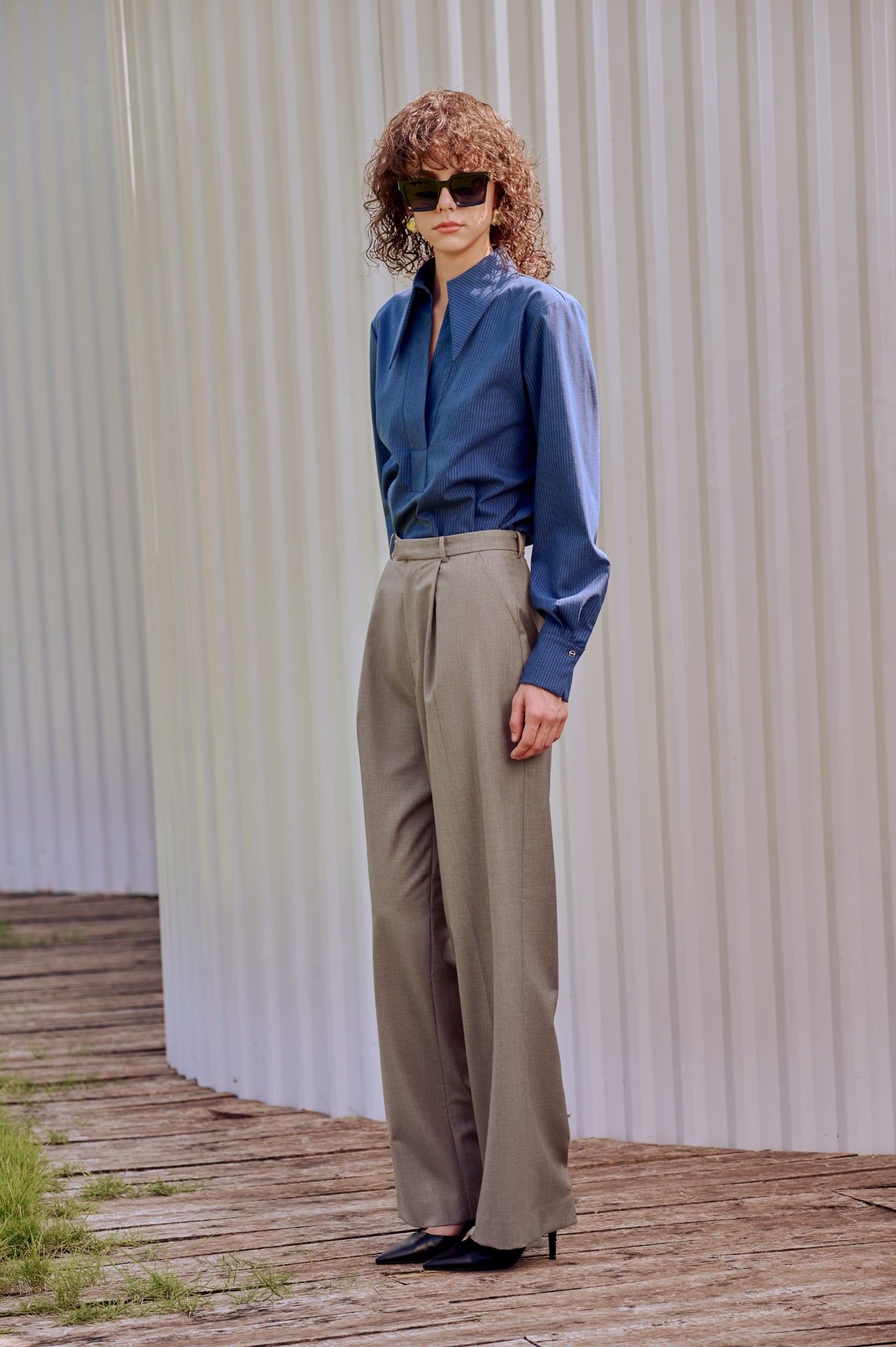 Axis Pants - Smoke Grey