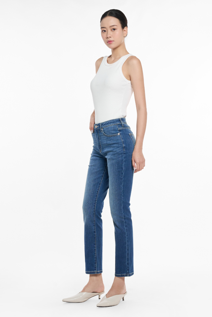 Quần Jean Nữ Ninomaxx Form Straight Xanh Đậm SOFTMOTION HYBRID DENIM Chất Vải Mềm Rũ Co Giãn Nhẹ 2510032