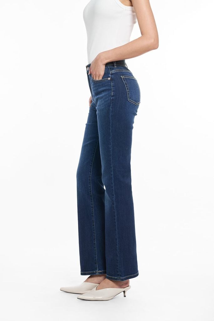 Quần Jean Nữ Ninomaxx Form Straight Xanh Dương SOFTMOTION HYBRID DENIM Chất Vải Mềm Rũ Co Giãn Nhẹ 2510030