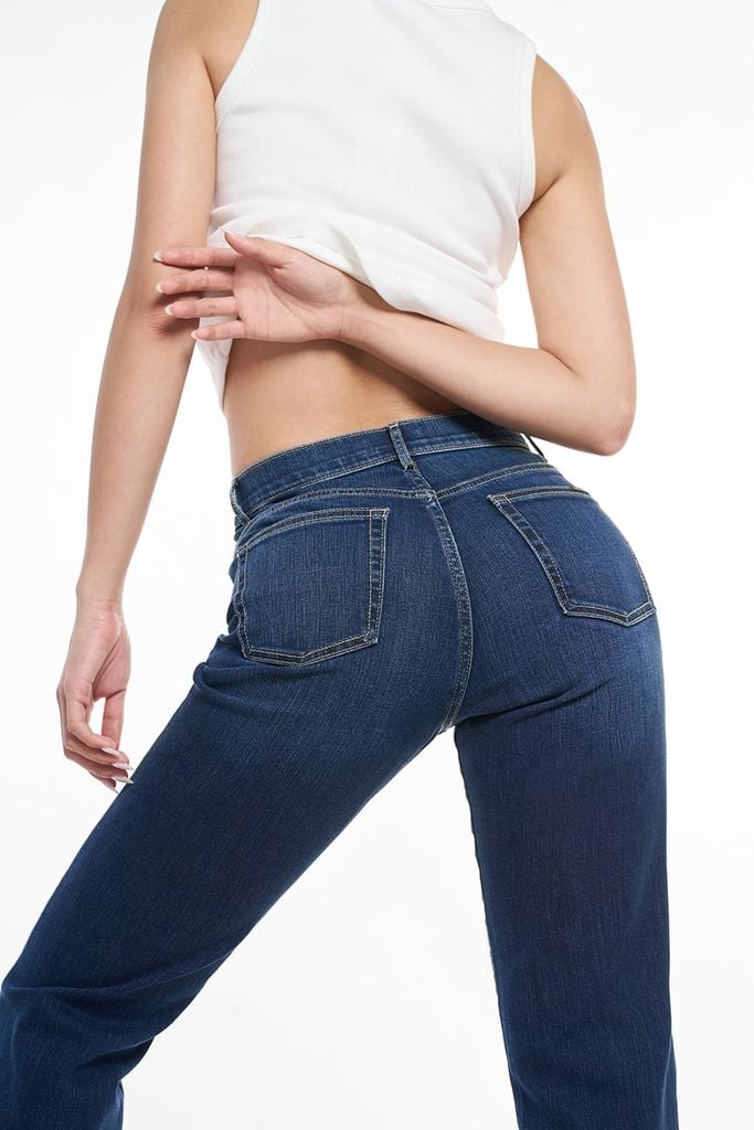 Quần Jean Nữ Ninomaxx Form Straight Xanh Dương SOFTMOTION HYBRID DENIM Chất Vải Mềm Rũ Co Giãn Nhẹ 2510030