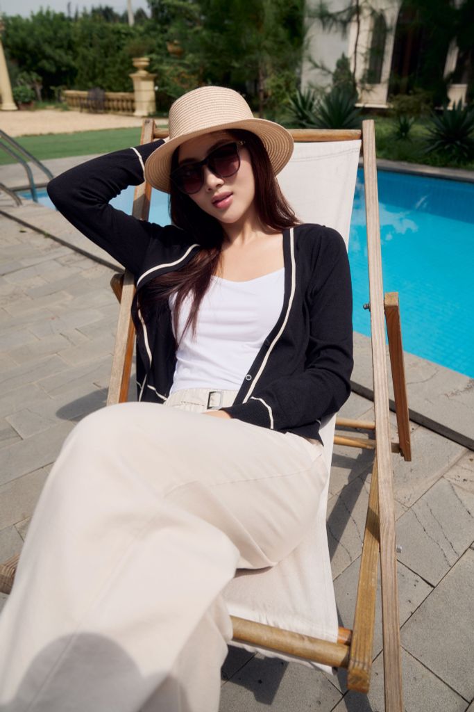 Áo Sweater Basic Nữ Tay Dài Ninomaxx 2407005