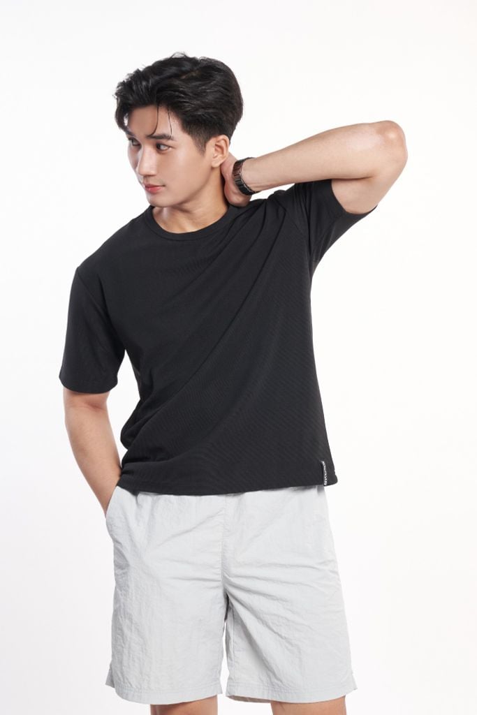 Áo Thun Basic Tay Ngắn Nam Ninomaxx 2505012