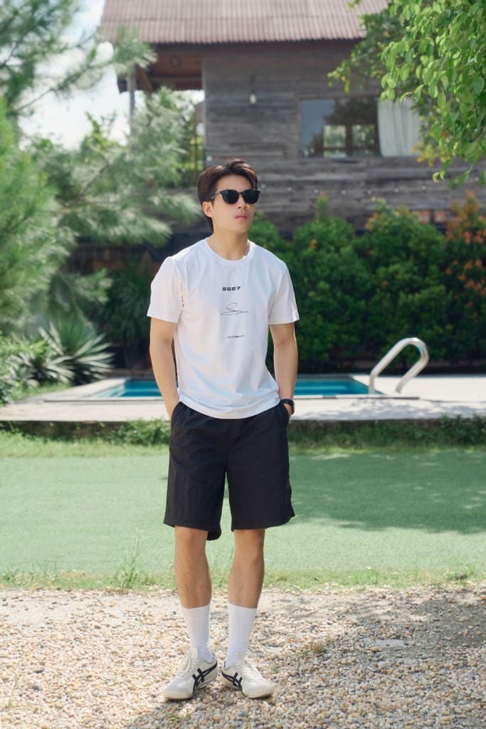 Áo Thun Graphic Nam Ninomaxx 2503005