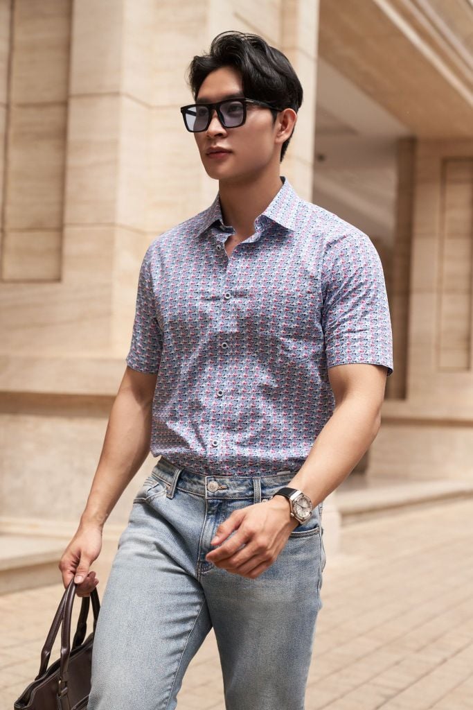 Áo Sơ Mi In Họa Tiết Tay Ngắn 2301037