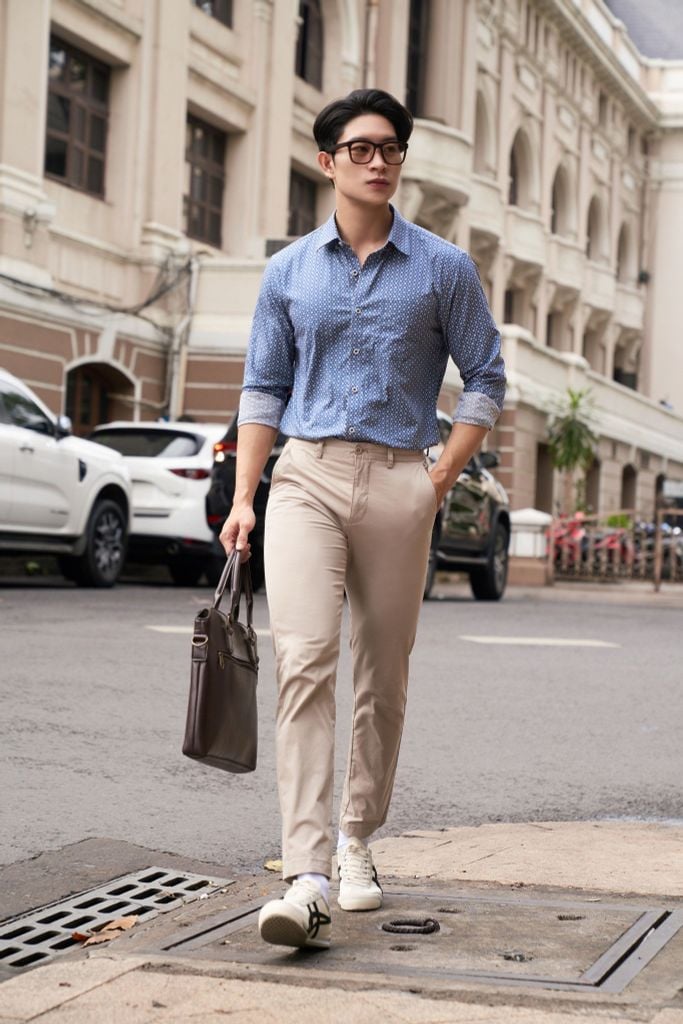 Áo Sơ Mi In Họa Tiết Nam Tay Dài 2302007