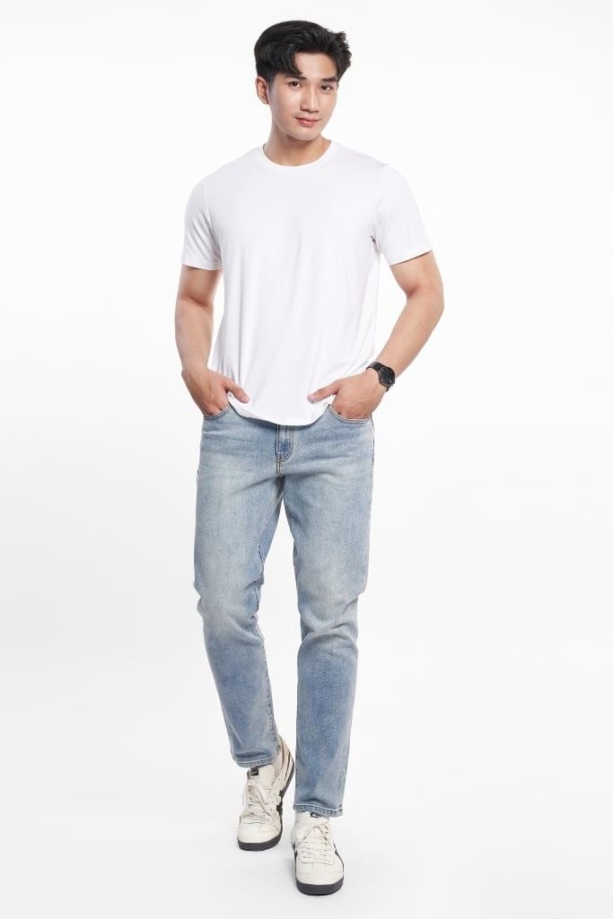 Quần Jean Nam Dáng Tapered Chất Liệu Cotton Co Giãn Thoải Mái NINOMAXX 2407001