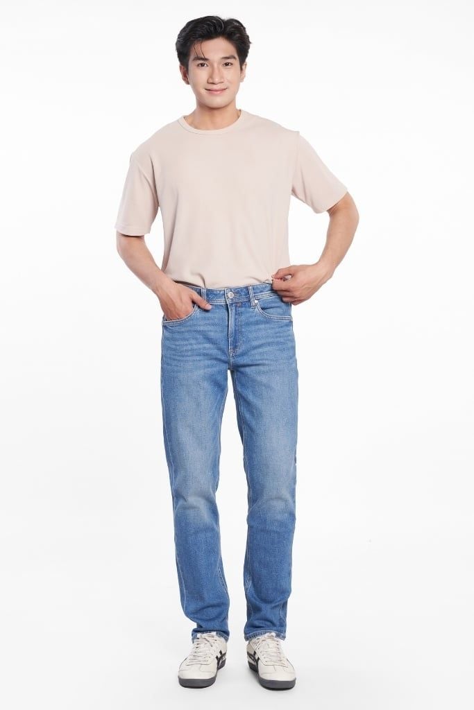 Quần Jean Nam Ninomaxx Form Straight Xanh Dương RAWCORE DENIM Chất Vải Cứng Dày Độ Bền Cao Co Dãn Nhẹ 2508004