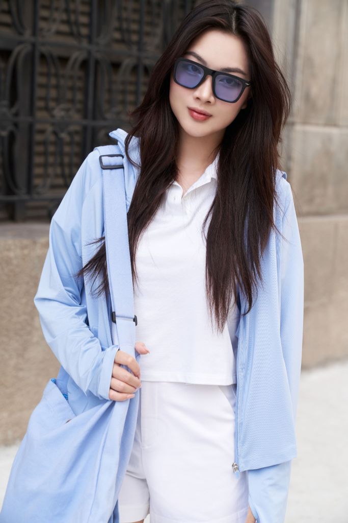 Áo Khoác Có Nón Tay Dài Nữ Ninomaxx 2408027