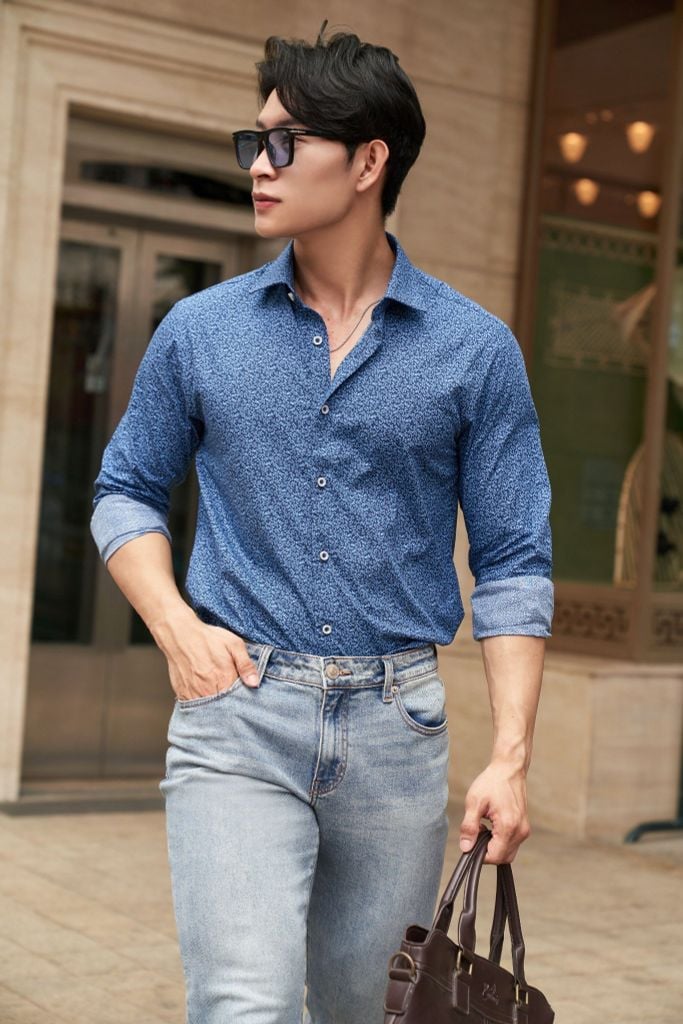 Áo Sơ Mi In Họa Tiết Tay Dài 2301036