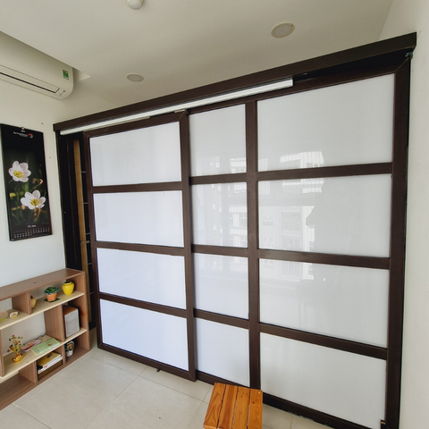  Vách ngăn phòng cửa lùa - khung gỗ Mica đục 
