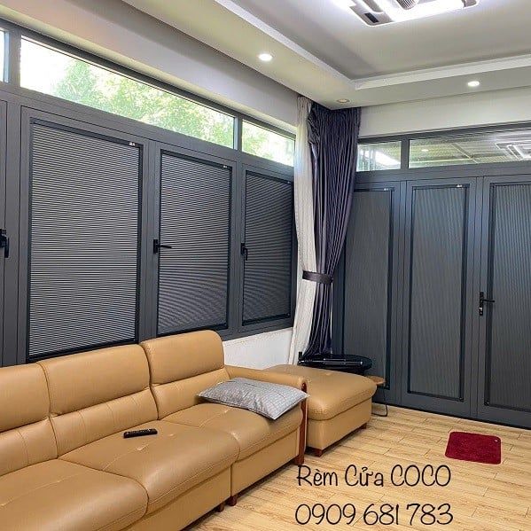 Rèm Tổ Ong Trong Kính - Màu Xám Đậm