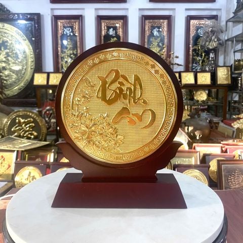 QUÀ TẶNG CHỮ BÌNH AN, DÁT VÀNG (Đk 20cm / Cao 25cm)