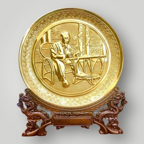 TRANH ĐĨA ĐỒNG BÁC HỒ NGỒI GHẾ MÂY MẠ VÀNG 24k (Đk 25cm)