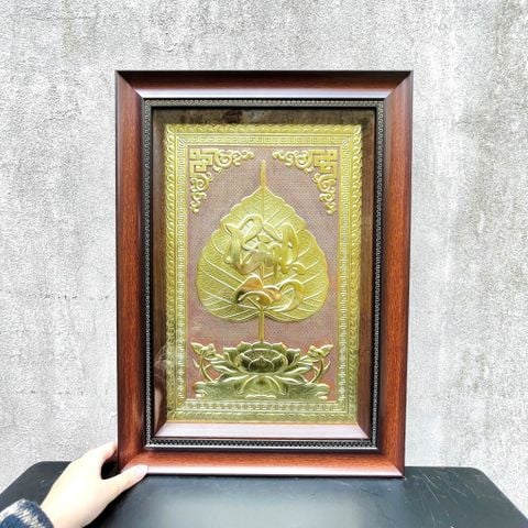 TRANH LÁ BỒ ĐỀ CHỮ BÌNH AN BẰNG ĐỒNG (40cm x 55cm)