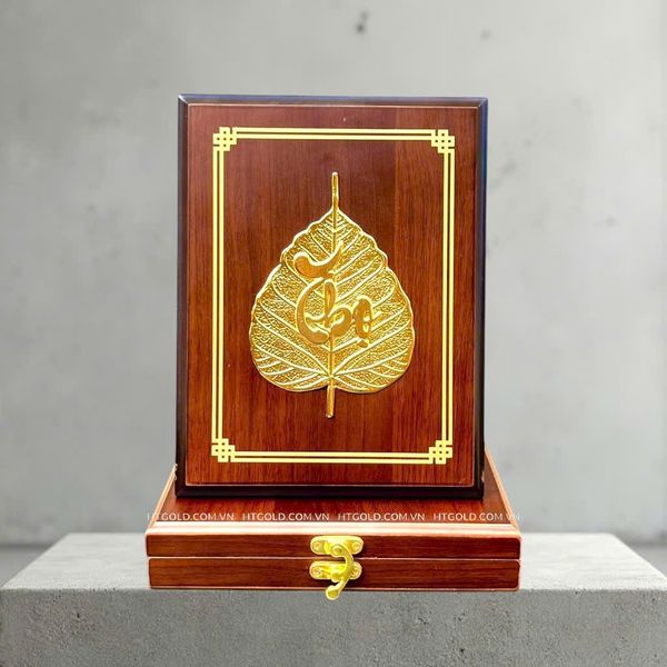 LÁ BỒ ĐỀ CHỮ THỌ, DÁT VÀNG (17 x 22cm)