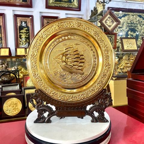 TRANH THUẬN BUỒM XUÔI GIÓ BẰNG ĐỒNG, MẠ VÀNG 24K (Đk 35cm)