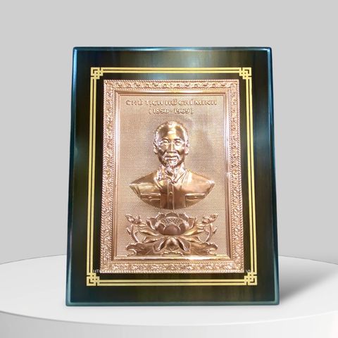 TRANH CHÂN DUNG BÁC HỒ BẰNG ĐỒNG ĐỎ (20cm*25cm)