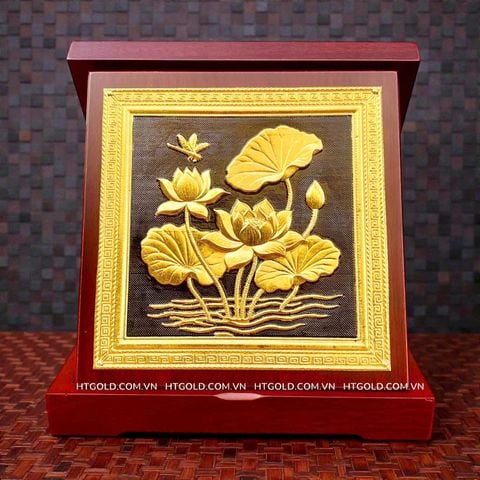 QUÀ TẶNG TRANH ĐỒNG HOA SEN, DÁT VÀNG (Kích thước 18cm)