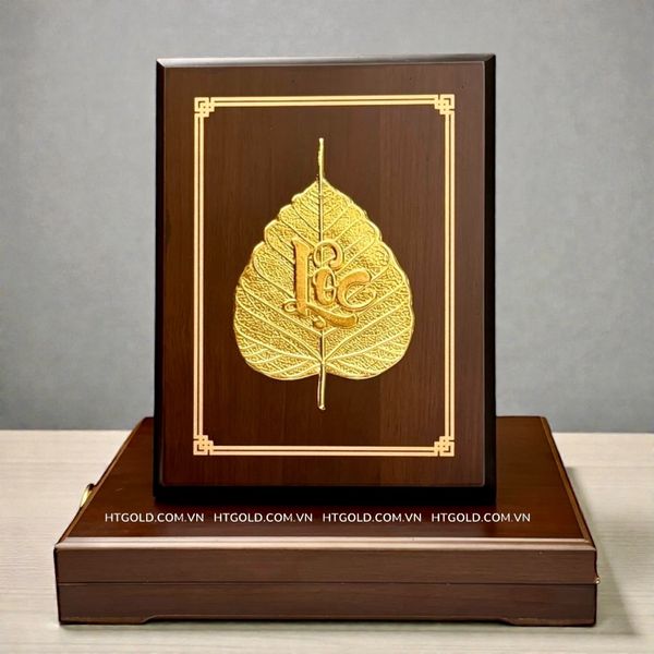 LÁ BỒ ĐỀ CHỮ LỘC, DÁT VÀNG (17cm*22cm)