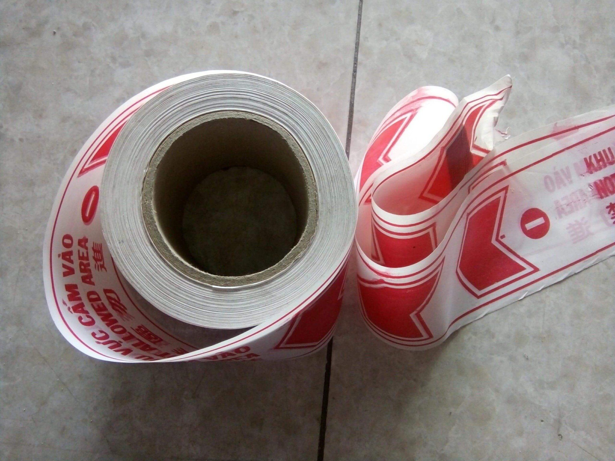  DÂY CẢNH BÁO AN TOÀN TRẮNG ĐỎ - CUỘN 100M 