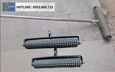  RU LÔ GAI TẠO NHÁM BÊ TÔNG 40CM - CON LĂN TẠO NHÁM BÊ TÔNG 40CM 