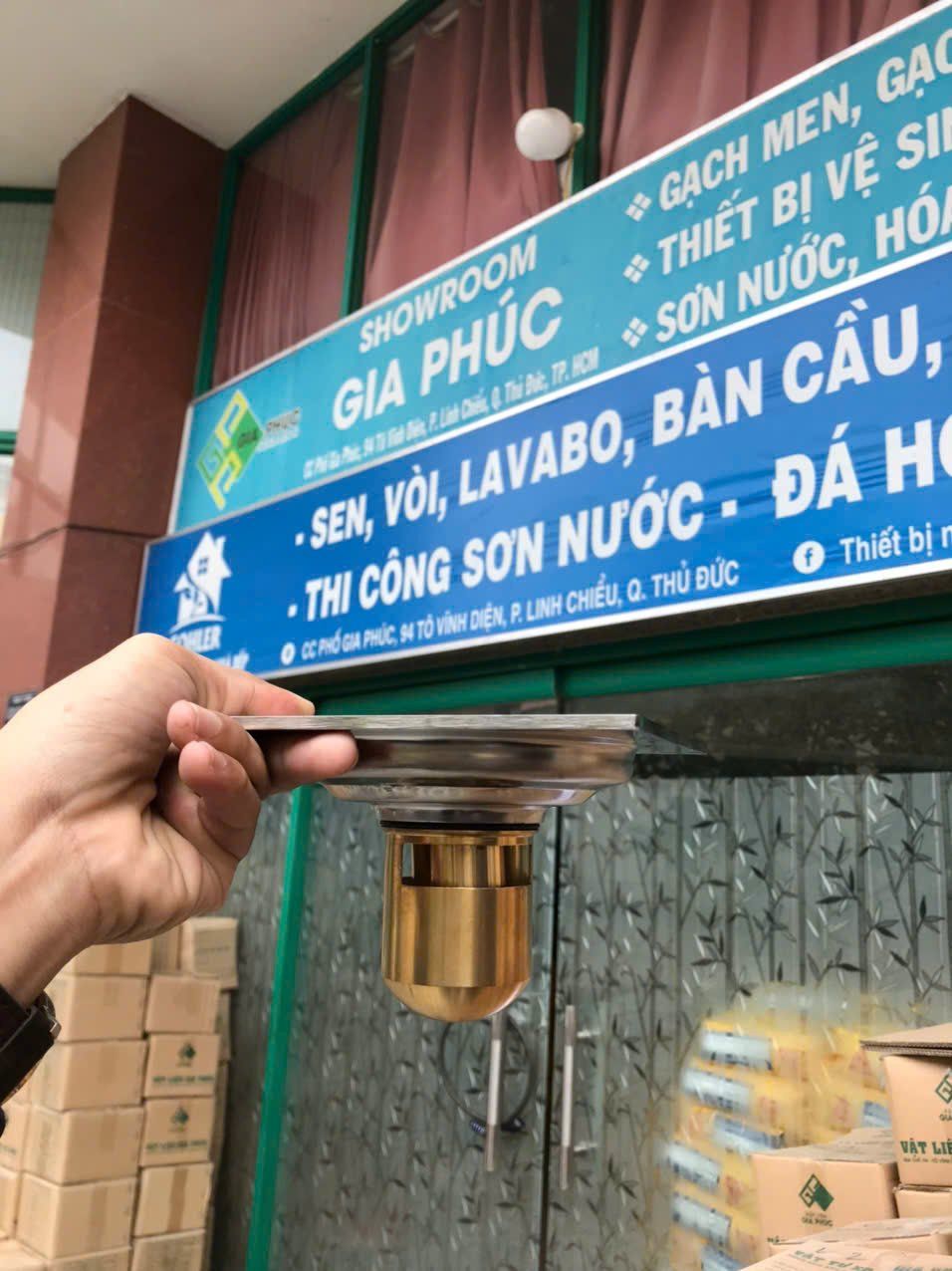  PHỄU THOÁT SÀN INOX 304 CHỐNG HÔI, CHỐNG RỈ SÉT KT 12*12 MẶT 6LY ĐẾ ĐỒNG ĐẦU ĐẠN 