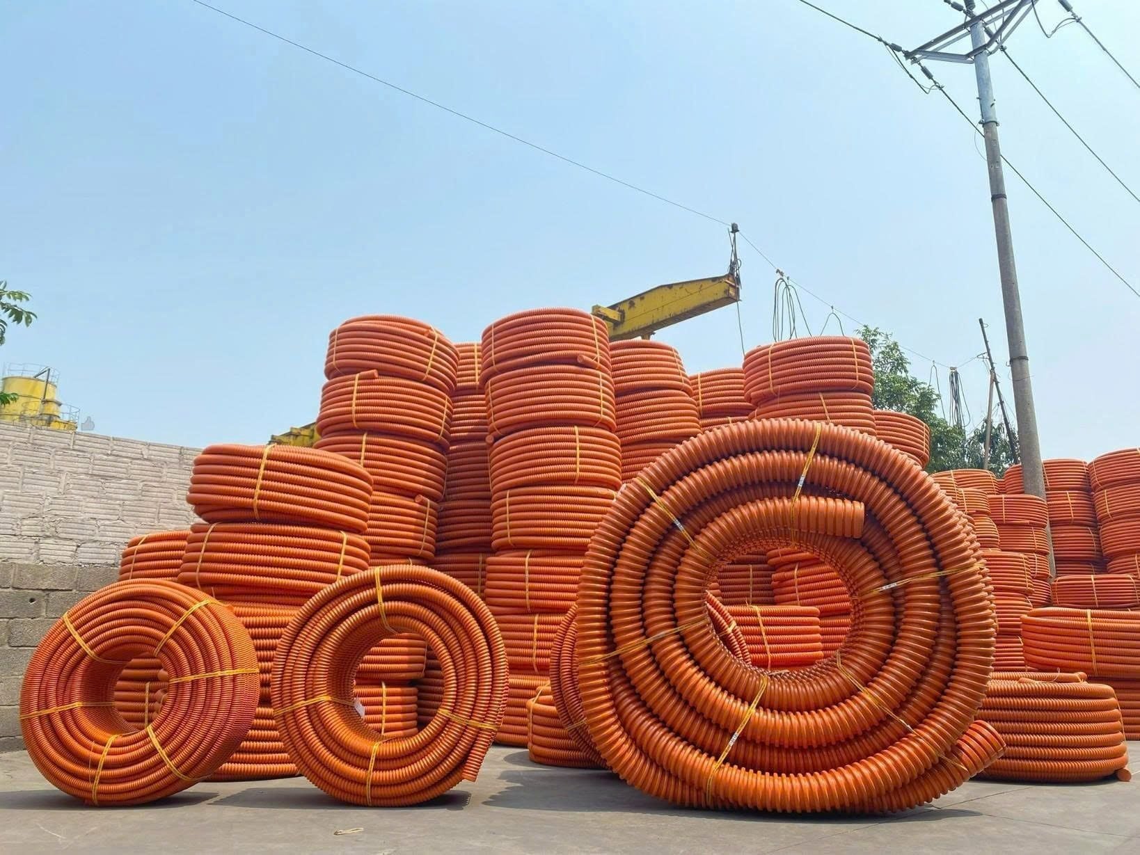  ỐNG XOẮN CAM TFP 32/25 LUỒN DÂY ĐIỆN, LUỒN CÁP ĐIỆN 