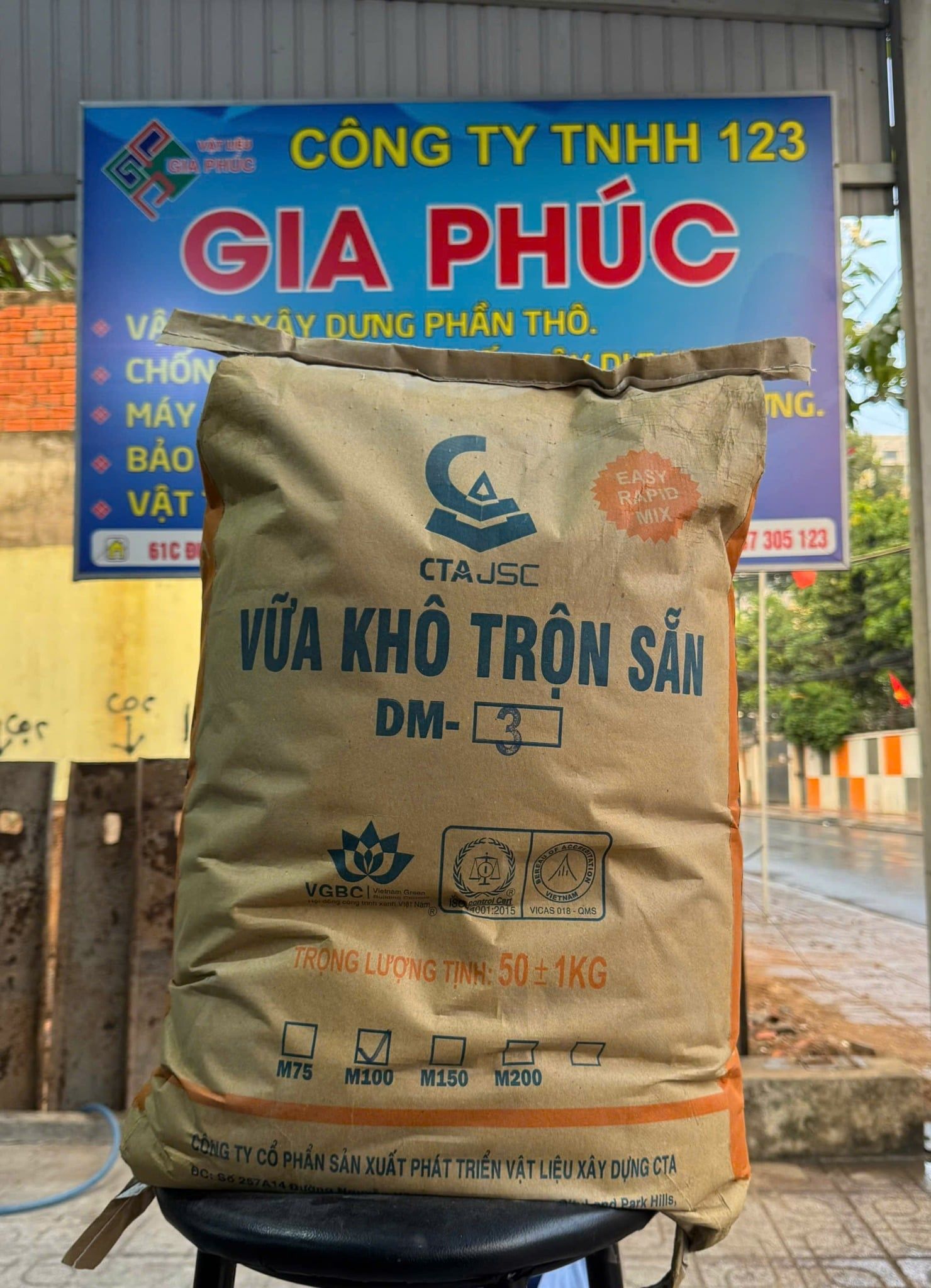  VỮA KHÔ TRỘN SẴN CTA M75 ( BAO 50KG ) TIỆN LỢI - CHẤT LƯỢNG ỔN ĐỊNH CHO MỌI CÔNG TRÌNH 