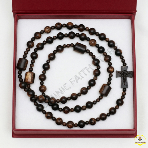  Chuỗi 50 Kinh Mân Côi Trầm Hương Sánh Chìm Quấn Tay – Vẻ Đẹp Bình An Và Thanh Lịch 