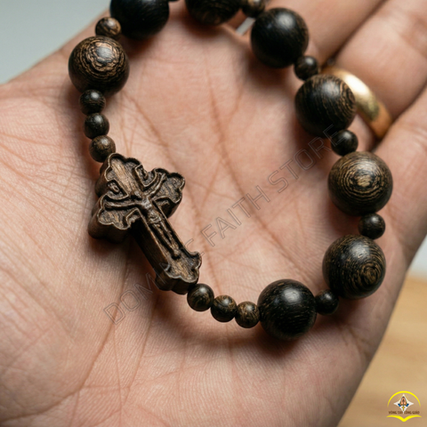  Chuỗi Mân Côi 10 Hạt Trầm Hương Sánh Chìm – Vẻ Đẹp Bình An Trong Từng Lời Kinh 