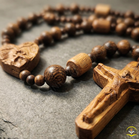  Chuỗi 50 Kinh Mân Côi Gỗ Trầm Hương Tốc Vườn – Nét Đẹp Mộc Mạc Của Đức Tin 