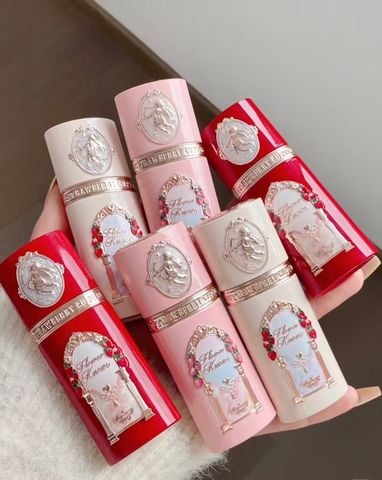 Má Hồng Kem Flower Knows Strawberry Cupid Collection Liquid Blush 7G
