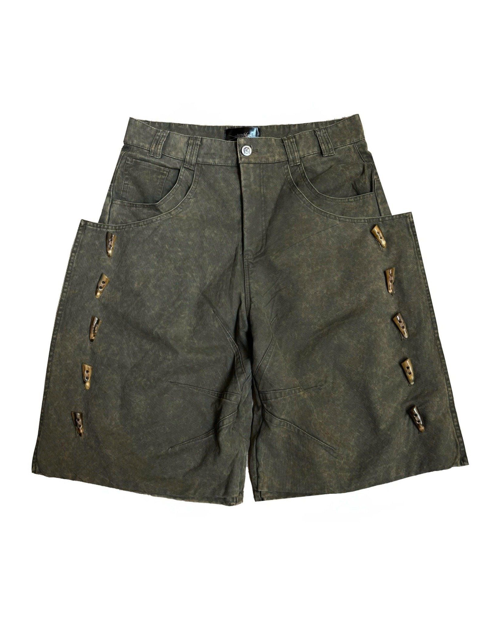 FANGS KAKI SHORTS