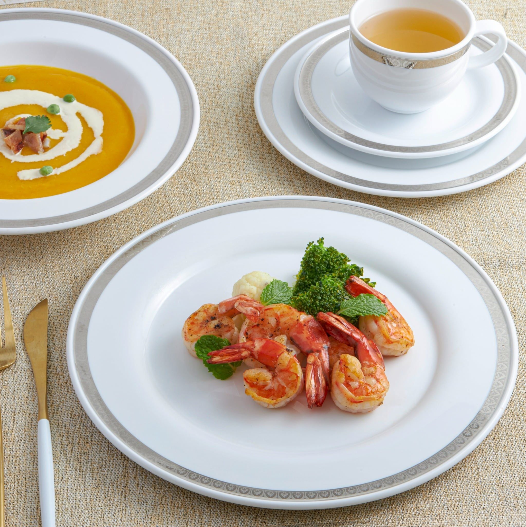 Bộ đồ ăn 30 sản phẩm - Sago - Thiên Tuế