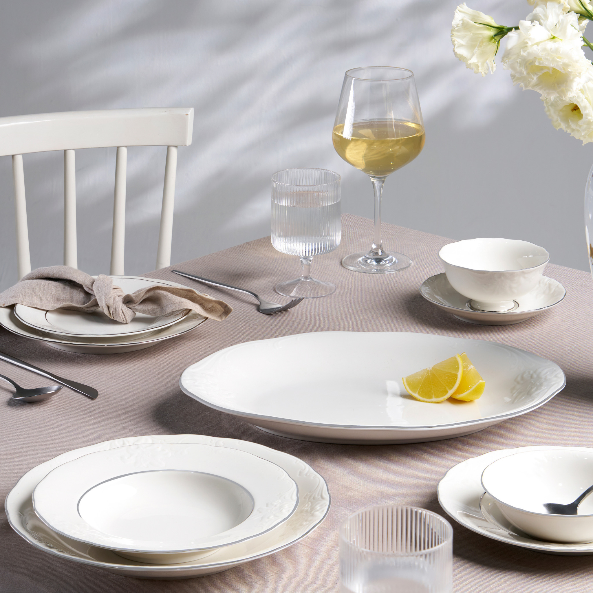 Bộ đồ ăn 30 sản phẩm - Đài Các IFP - Chỉ Bạch Kim