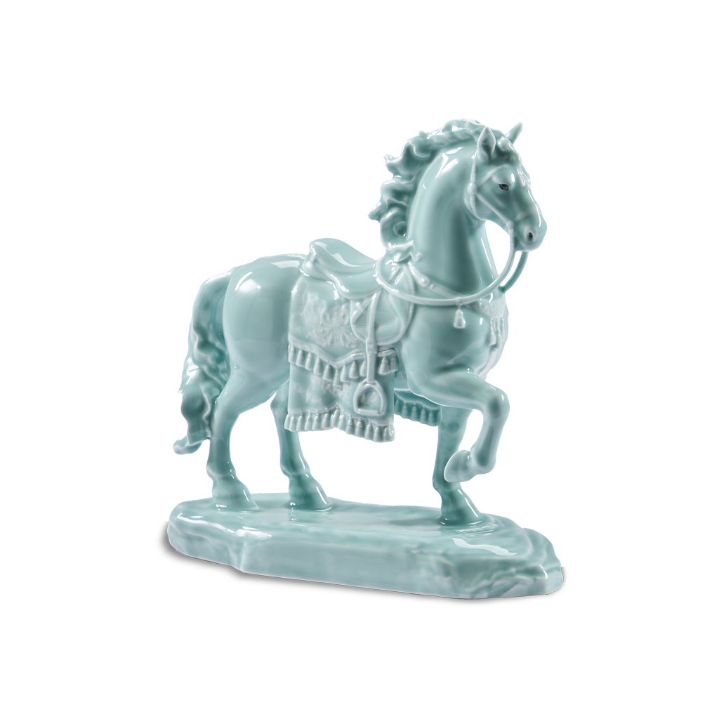 Tượng Bảo Mã 23.9cm Men Ngọc