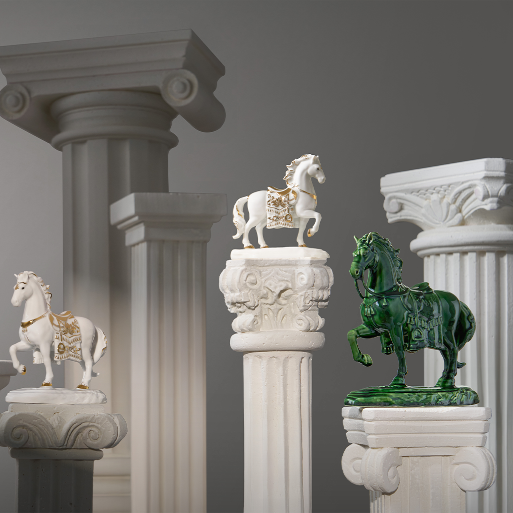 Tượng Bảo Mã 23.9 cm - Tượng - Lưu Ly Xanh