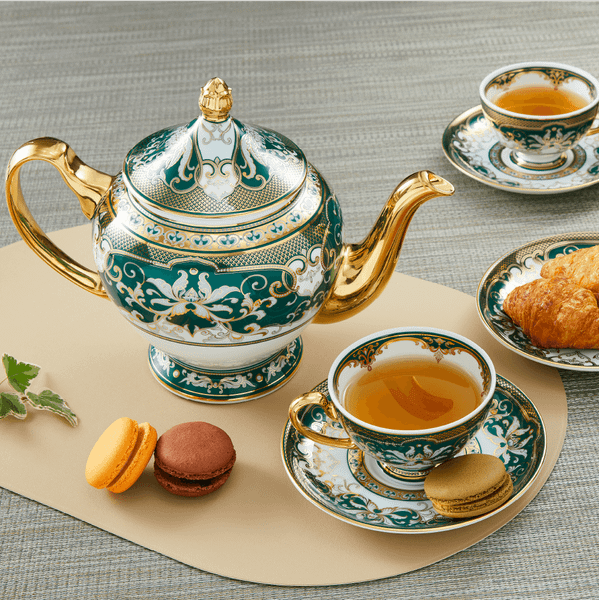 Bộ trà Hoàng Cung Sen Ngọc Bích